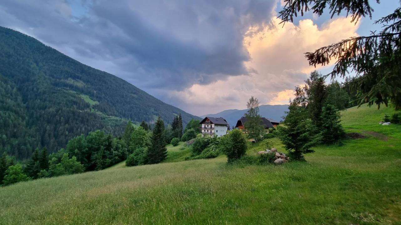 Ferienwohnungen Rabensteiner Bad Kleinkirchheim Dış mekan fotoğraf